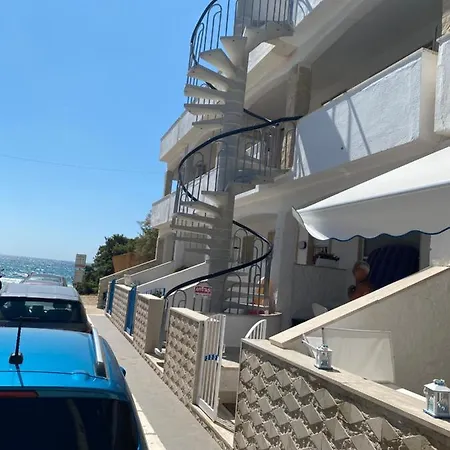 Apartment A Due Passi Con Terrazzo *