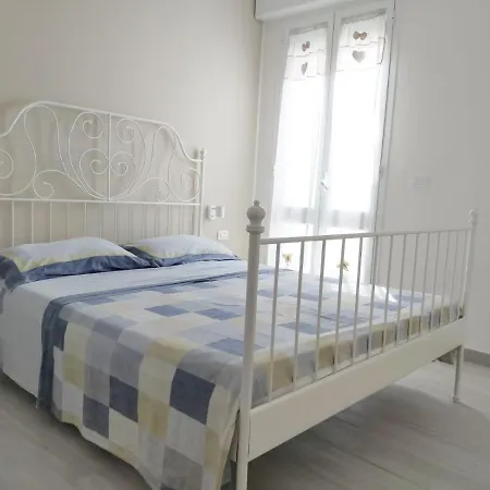 A Due Passi Con Terrazzo * 산 피에트로 인 베바냐